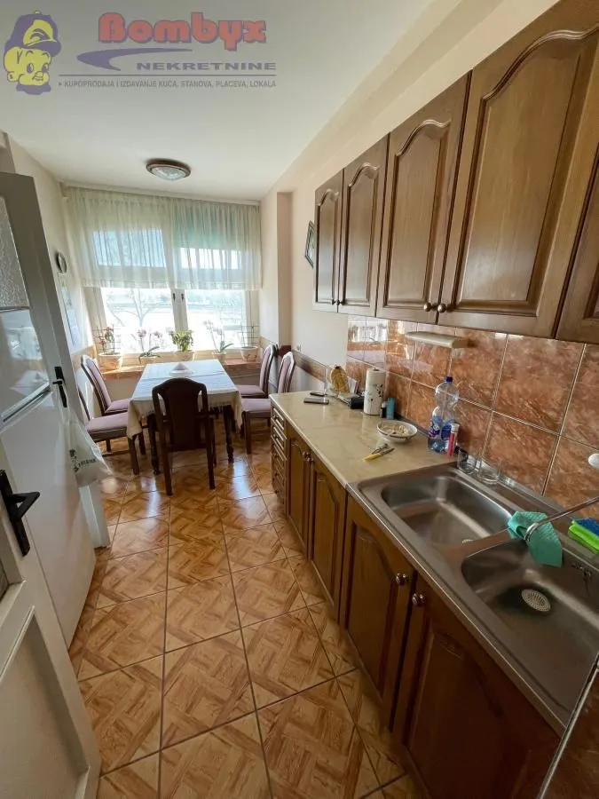Prodaja, trosoban stan, 71m², Podbara, Novi Sad Sve Podlokacije