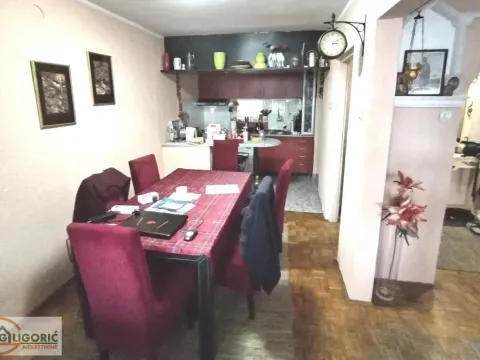 Prodaja, četvorosoban stan, 86m², Uciteljsko Naselje, Zvezdara Sve Podlokacije - image 4