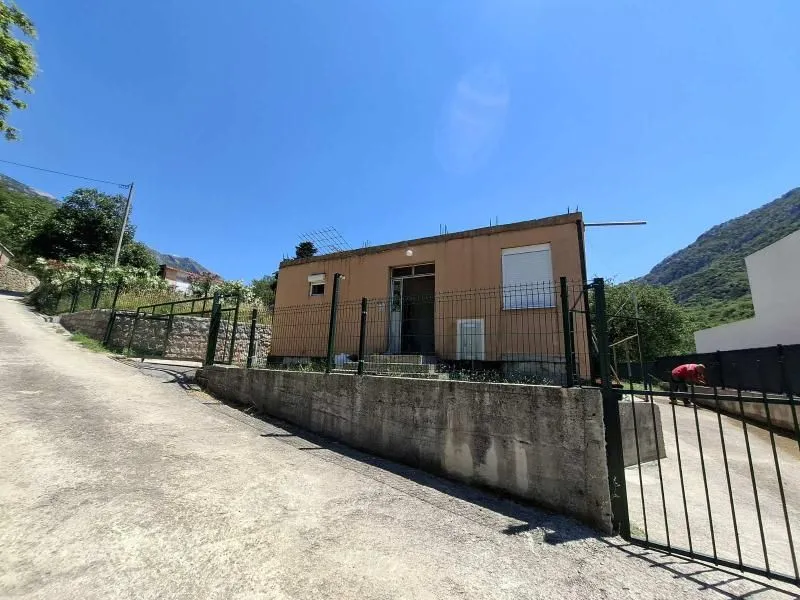 Prodaja, kuća, 58m², Bar, Crna Gora