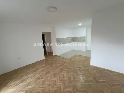 Prodaja, trosoban stan, 64m², Bulevar Oslobodjenja, Novi Sad Sve Podlokacije - image 5