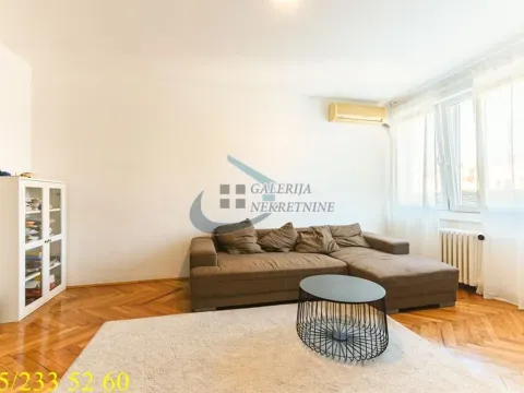 Prodaja, trosoban stan, 68m², Stari Grad, Beograd - image 4
