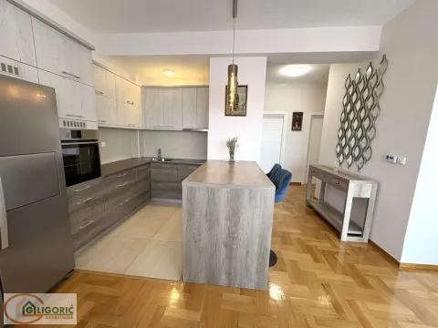 Izdavanje, trosoban stan, 75m², Borča 1, Borča Sve Podlokacije - image 10