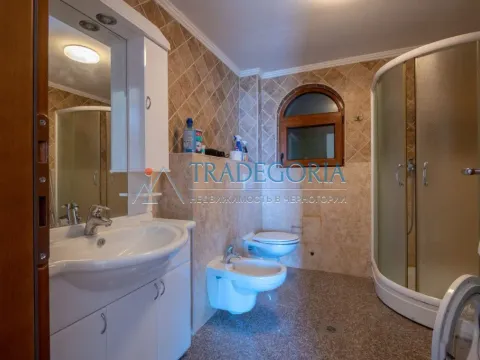 Prodaja, kuća, 453m², Pržno, Budva - image 12