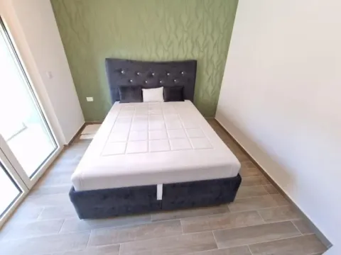 Stan-na-dan, jednosoban stan, 50m², Bečići, Budva - image 5