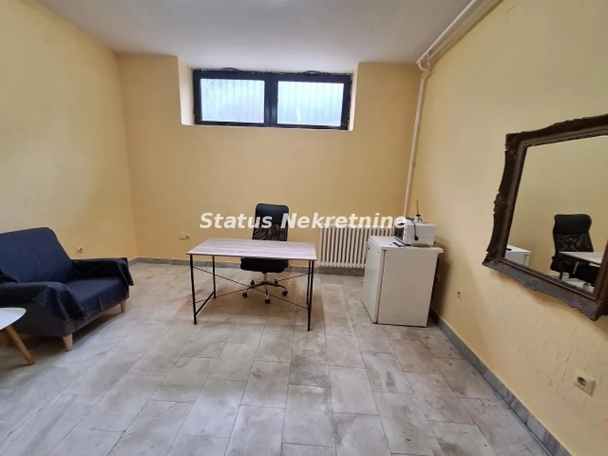 Rent, office space, 19m², Centar, Novi Sad