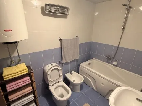 Prodaja, dvosoban stan, 83m², Makedonsko naselje, Bar - image 11