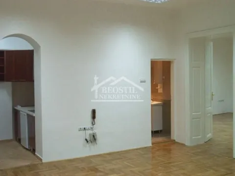 Izdavanje, trosoban stan, 94m², Topličin venac, Beograd - image 7