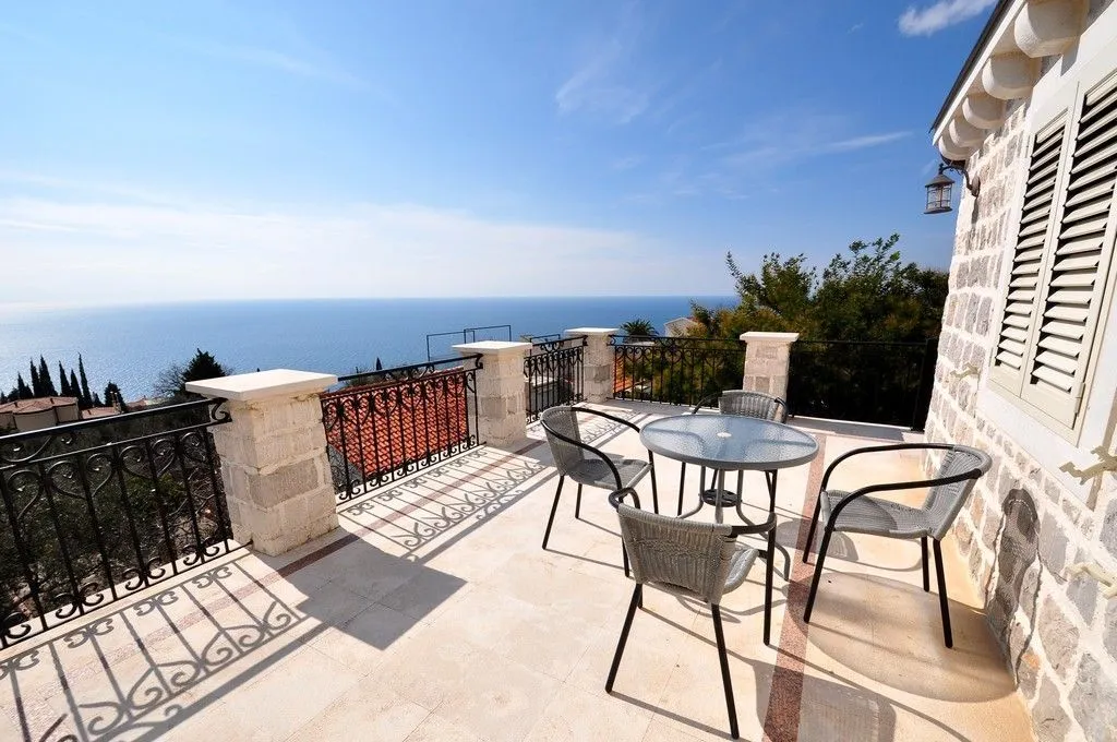 Sale, house, 480m², Reževići, Budva