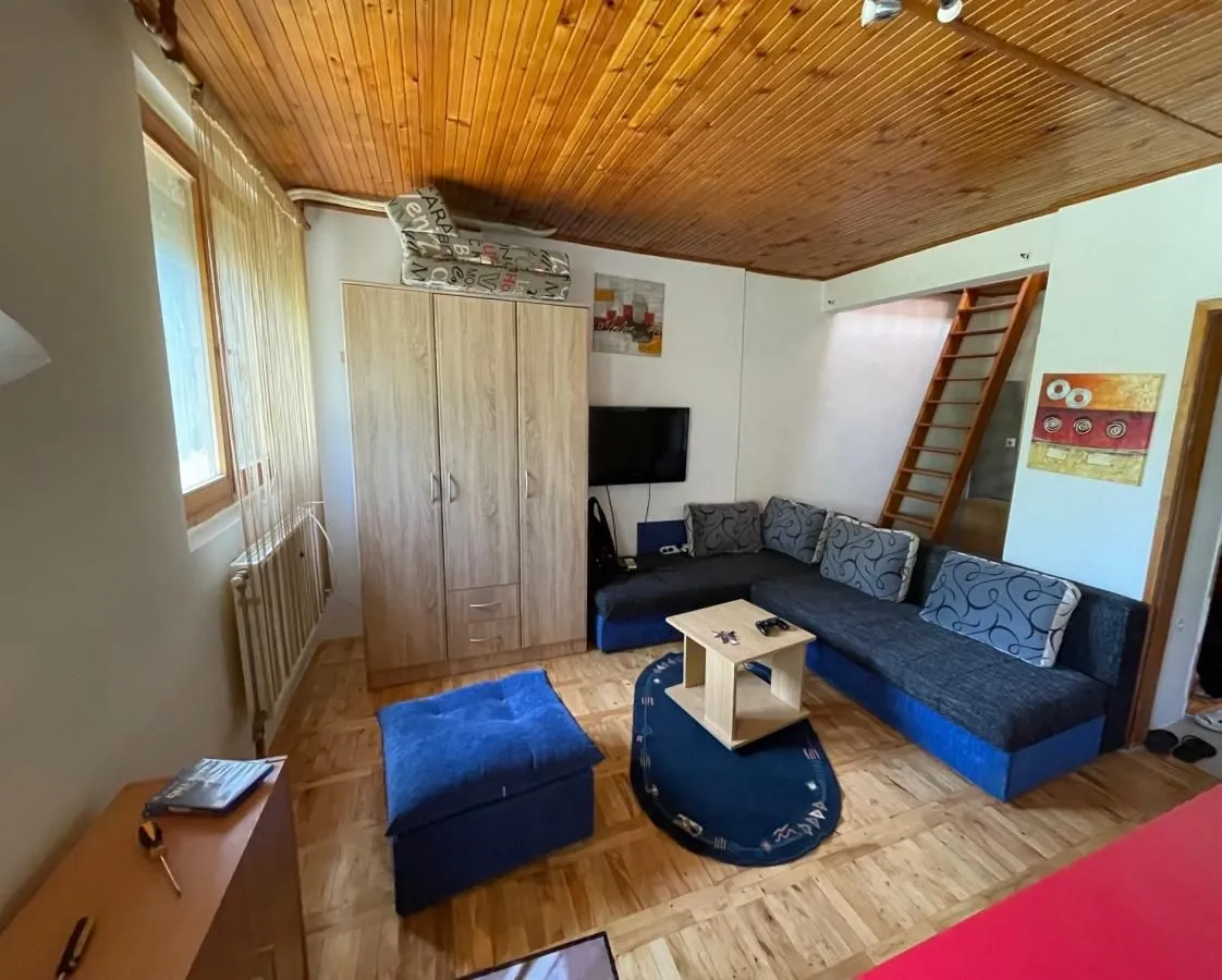 Sale, two bedroom apartment, 60m², Železnička Stanica, Novi Sad Sve Podlokacije