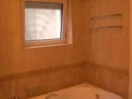 Izdavanje, četvorosoban stan, 180m², Autokomanda, Voždovac Sve Podlokacije - image 5