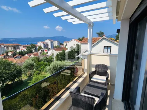 Izdavanje, stan, 45m², Tivat, Crna Gora - image 1