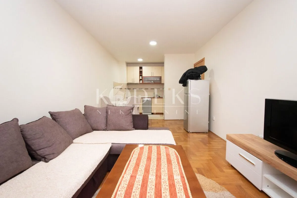 Rent, two bedroom apartment, 69m², Stari Aerodrom, Podgorica