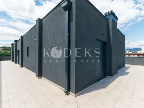 Prodaja, četvorosoban stan, 221m², Vezirov Most, Podgorica - image 13