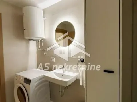 Izdavanje, dvosoban stan, 39m², Bul Kralja Aleksandra, Zvezdara Sve Podlokacije - image 18