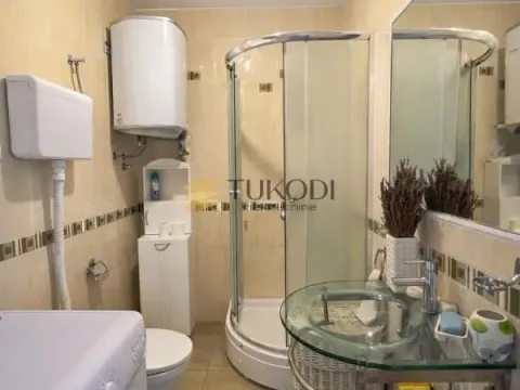 Izdavanje, dvosoban stan, 52m², Stari grad, Novi Sad - image 6