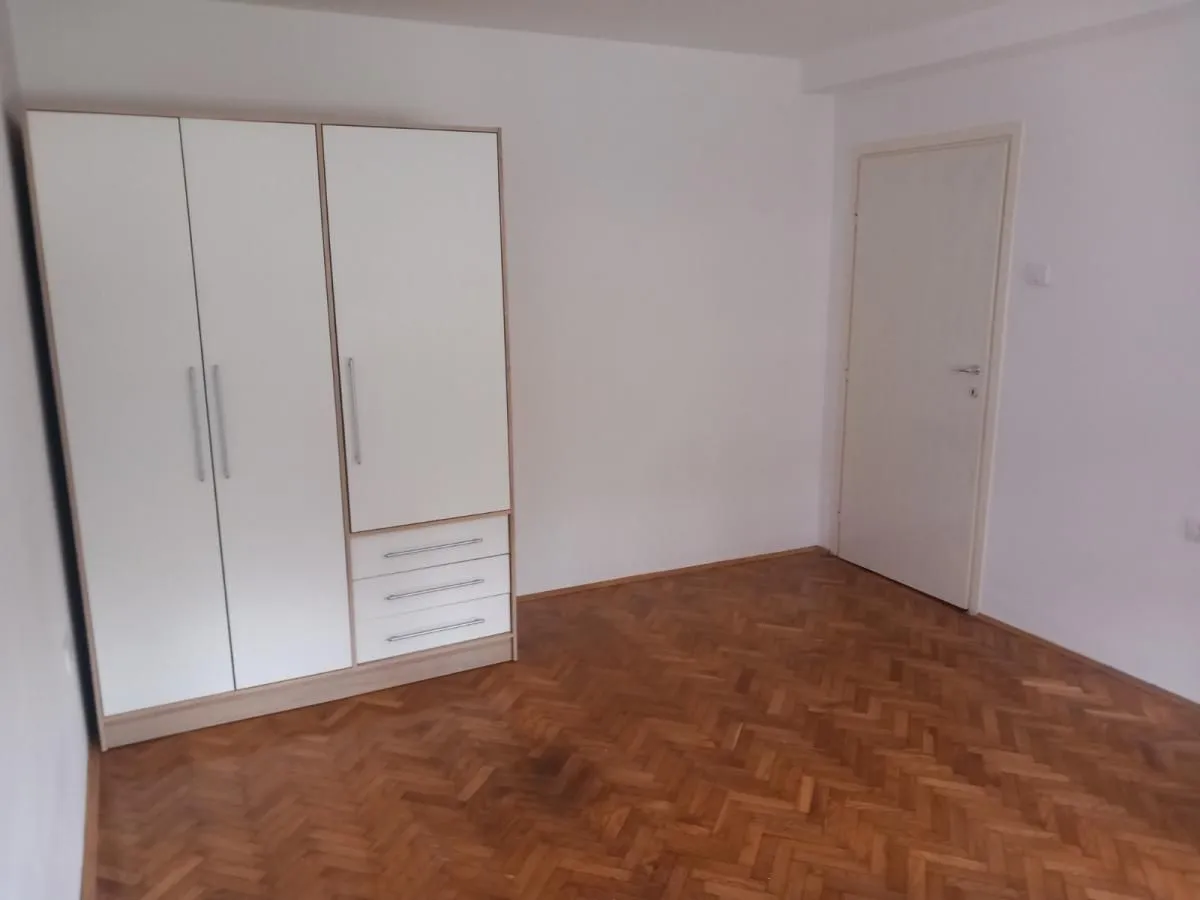 Prodaja, jednosoban stan, 31m², Bulevar Oslobodjenja, Novi Sad Sve Podlokacije