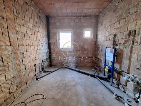 Prodaja, kuća, 360m², Veternik, Novi Sad Sve Podlokacije - image 15