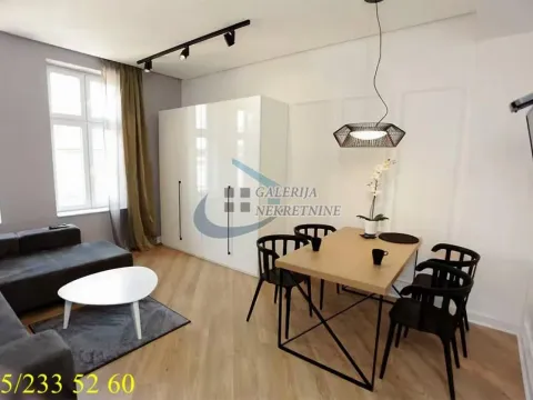 Prodaja, trosoban stan, 73m², Stari Grad, Beograd - image 2