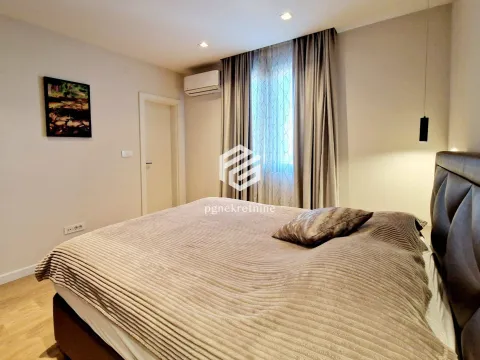 Rent, two bedroom apartment, 120m², Centar, Podgorica - image 15