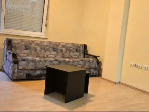 Izdavanje, garsonjera, 35m², Grbavica, Novi Sad Sve Podlokacije