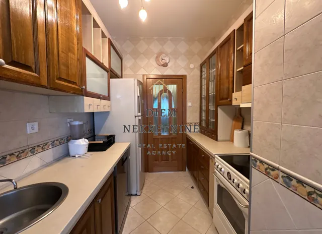 Rent, three bedroom apartment, 114m², Momišići, Podgorica