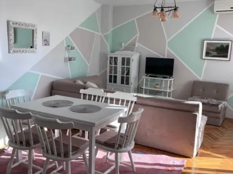 Rent, one bedroom apartment, 45m², Telep, Novi Sad Sve Podlokacije - image 4