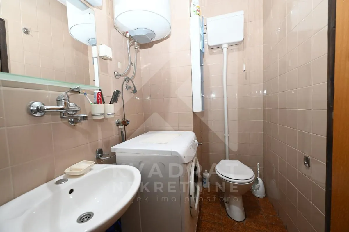 Izdavanje, garsonjera, 40m², Momišići, Podgorica