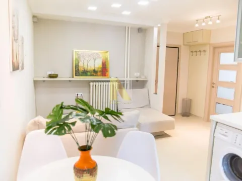 Izdavanje, trosoban stan, 55m², Sajmište, Novi Sad - image 7