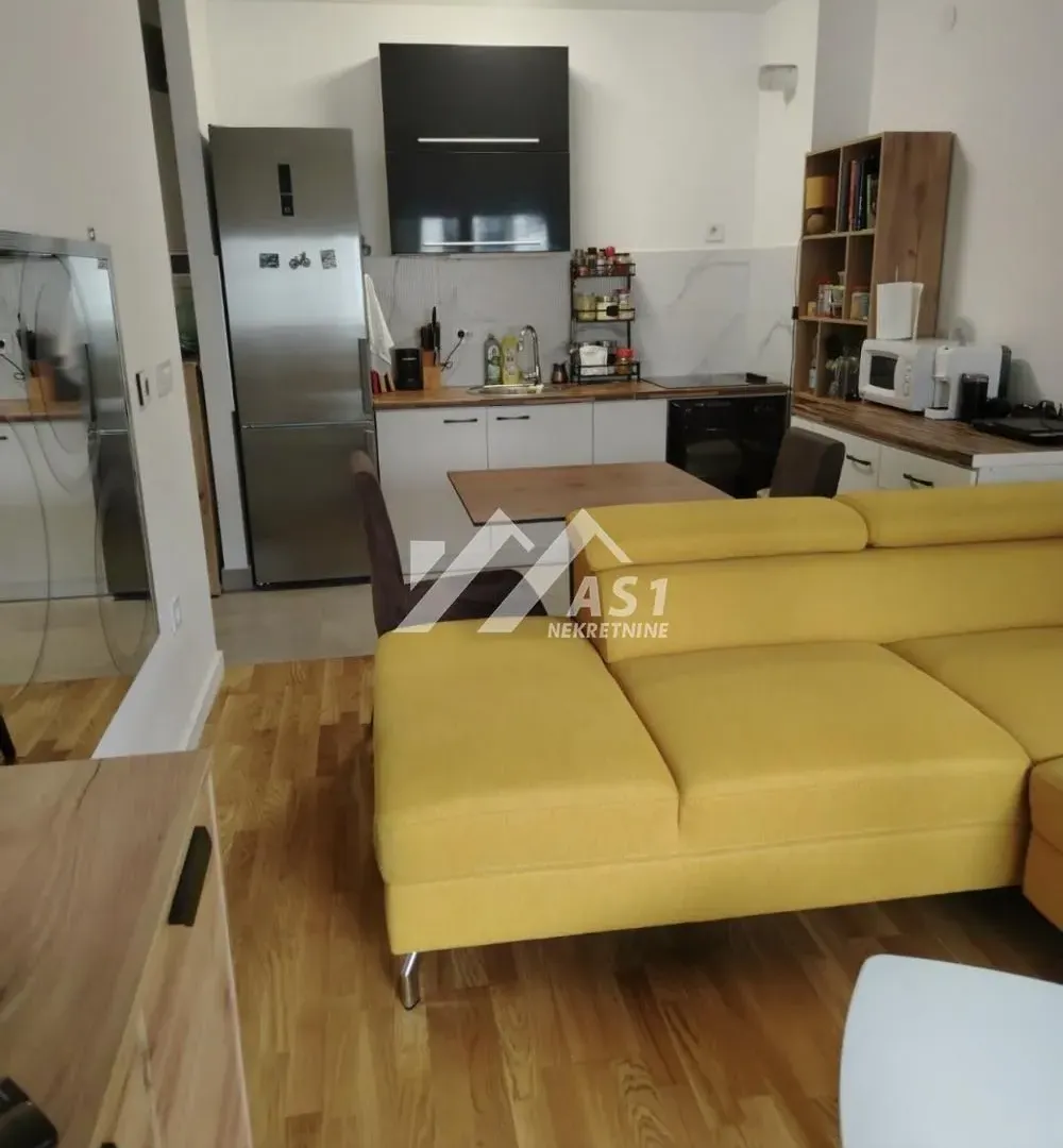 Izdavanje, stan, 30m², Novo naselje, Novi Sad