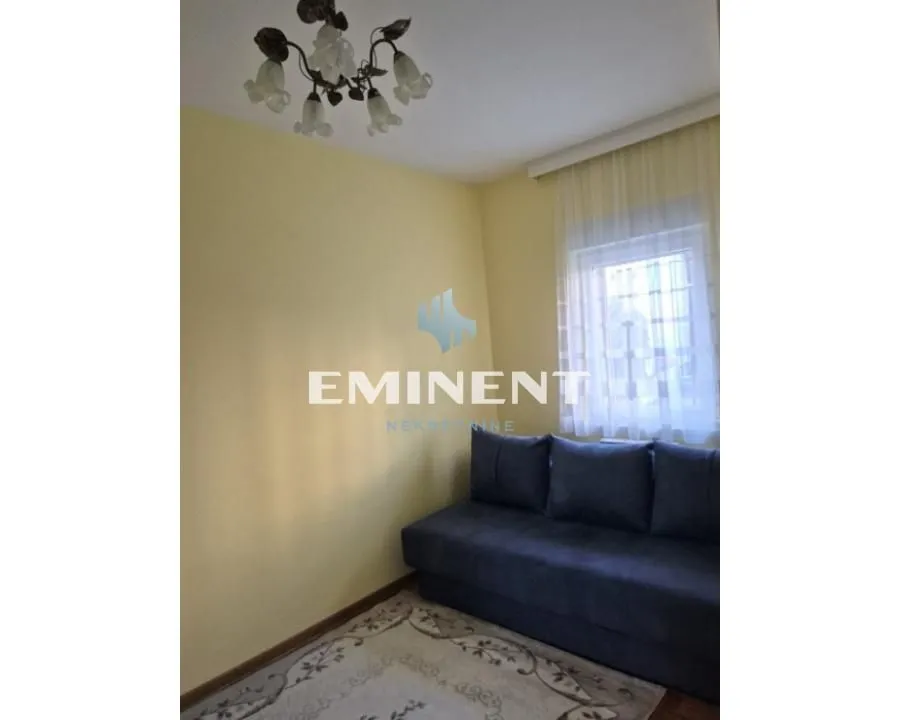 Izdavanje, dvosoban stan, 50m², Lion, Zvezdara Sve Podlokacije