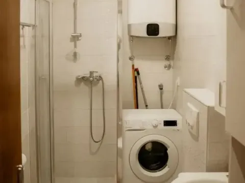 Rent, studio apartment, 42m², Dubovica, Budva - image 11