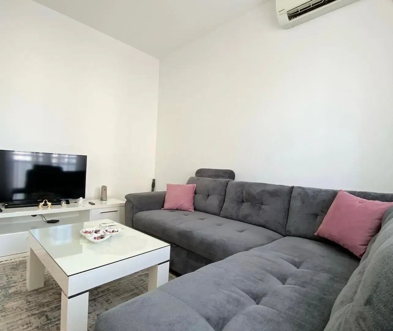Rent, one bedroom apartment, 50m², City Kvart, Podgorica