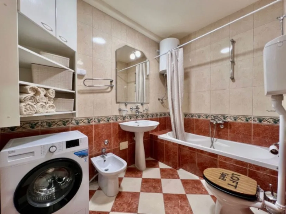Prodaja, trosoban stan, 108m², Momišići, Podgorica