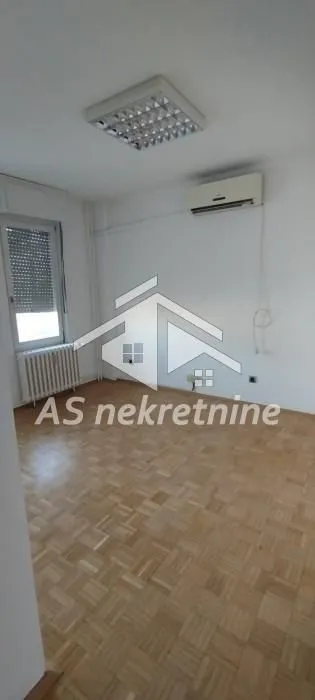 Izdavanje, stan, 110m², Novi Beograd Sve Podlokacije, Beograd