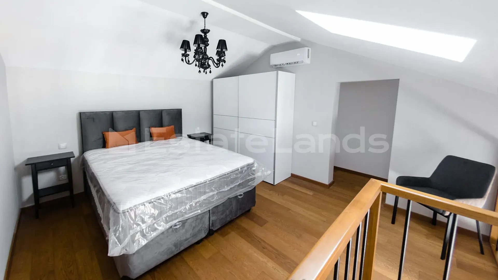 Prodaja, jednosoban stan, 49m², Centar, Tivat