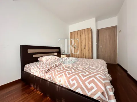 Izdavanje, dvosoban stan, 70m², Master Kvart, Podgorica - image 7