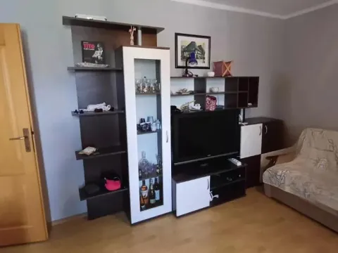 Rent, one bedroom apartment, 58m², Centar, Ulcinj - image 4