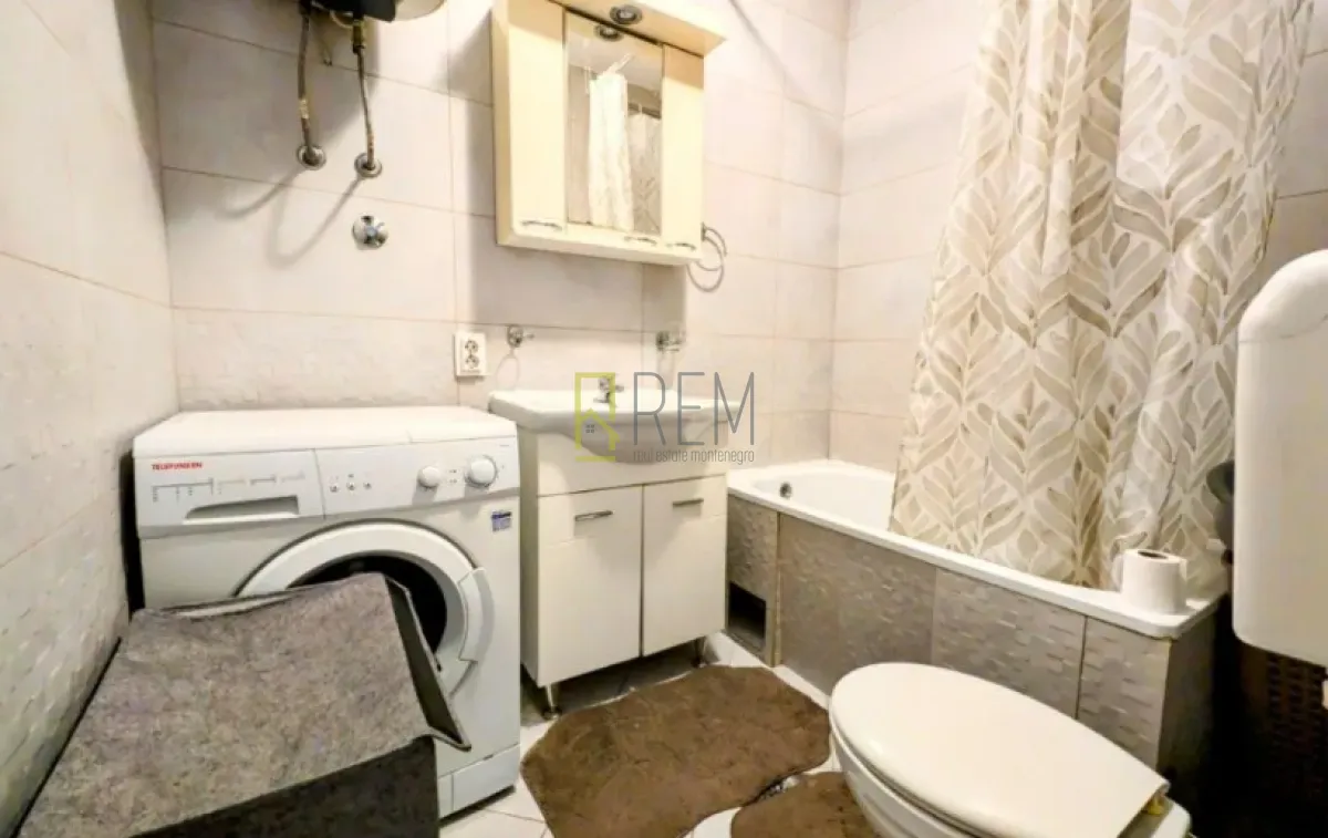 Prodaja, jednosoban stan, 54m², Cetinje, Crna Gora