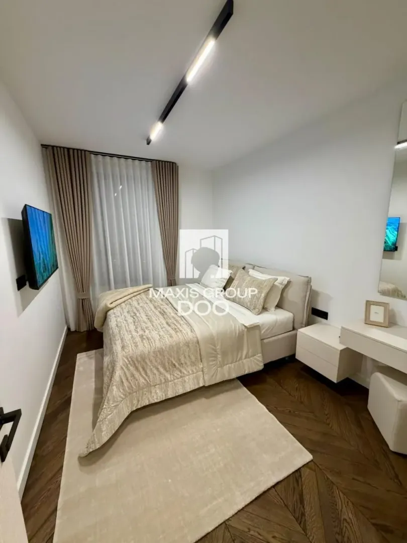 Sale, three bedroom apartment, 82m², Savski Venac, Beograd