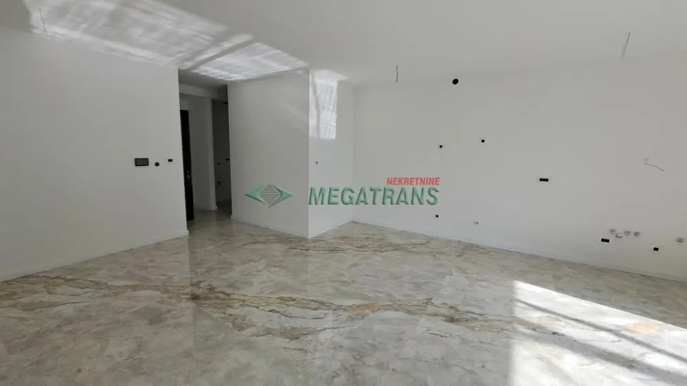 Rent, four bedroom apartment, 126m², Centar, Novi Sad