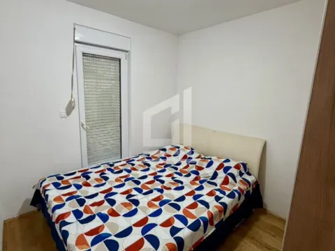 Rent, one bedroom apartment, 40m², Krivi Most, Podgorica - image 5