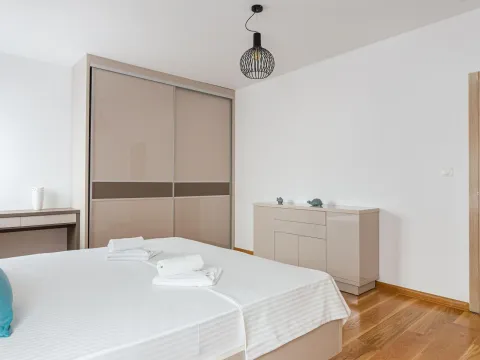 Sale, one bedroom apartment, 68m², Pržno, Budva - image 12