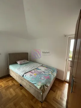 Rent, four bedroom apartment, 150m², Stari Aerodrom, Podgorica - image 7
