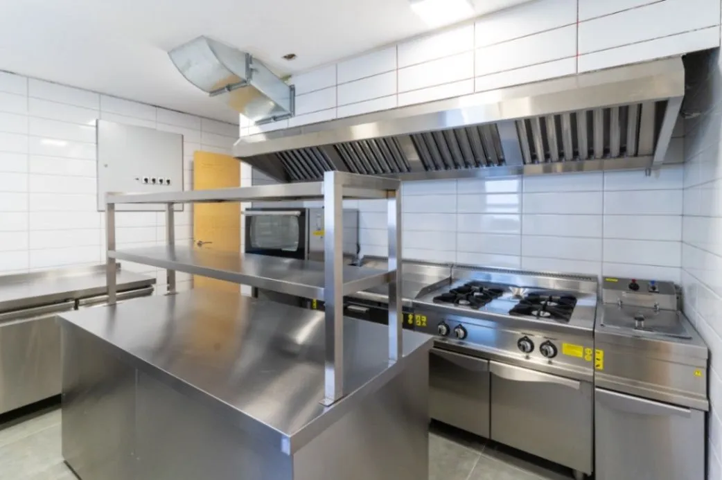 Sale, hospitality venue, 1250m², Kolašin, Crna Gora