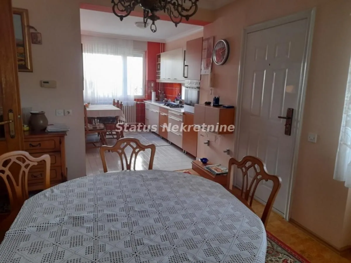 Prodaja, kuća, 360m², Sremska Kamenica, Petrovaradin