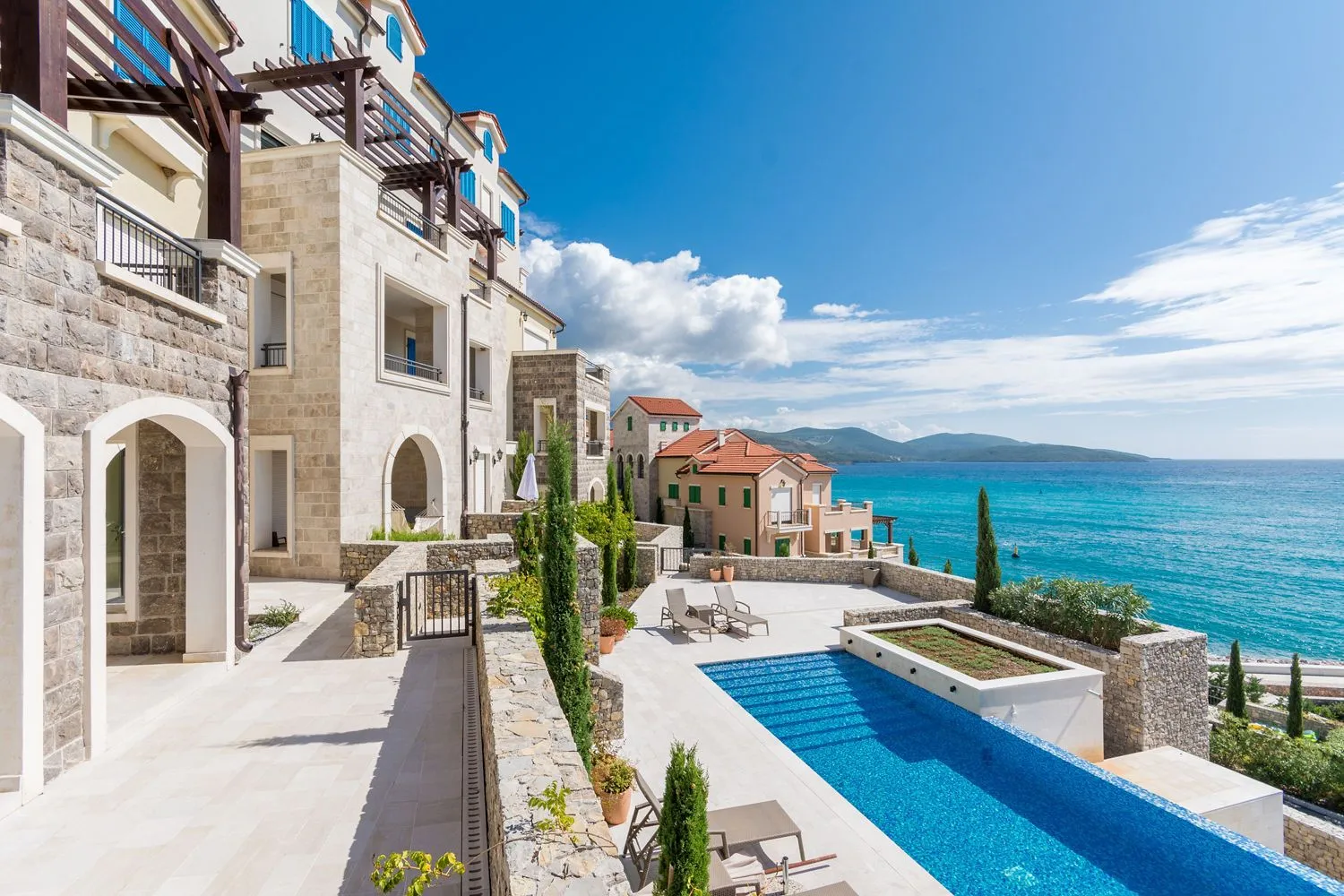 Sale, apartment, 118m², Tivat, Crna Gora