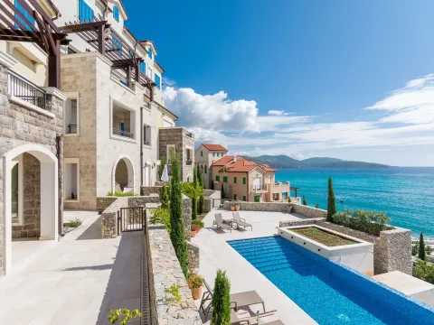 Prodaja, stan, 118m², Tivat, Crna Gora - image 2