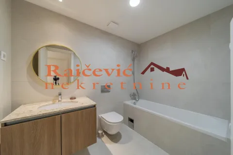 Izdavanje, trosoban stan, 76m², Savski Venac, Beograd - image 17