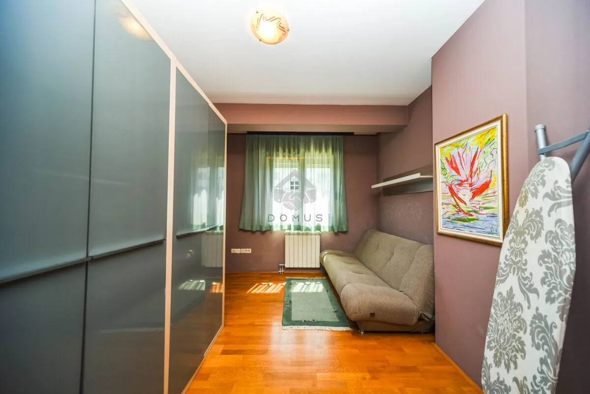 Rent, three bedroom apartment, 105m², Preko Morače, Podgorica