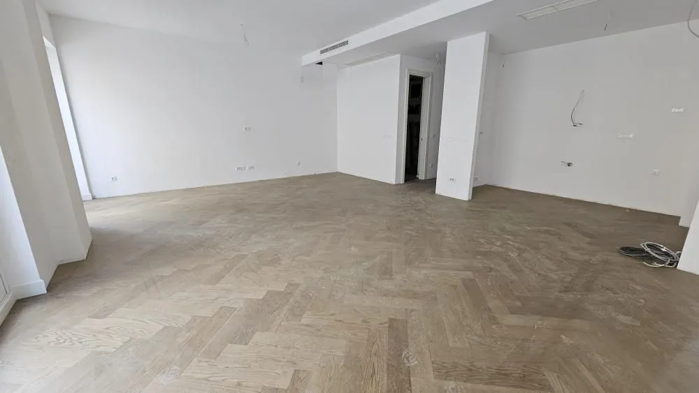 Sale, four bedroom apartment, 148m², Čubura, Beograd